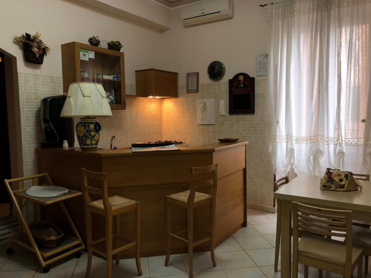 La Dolce Vita Romana Екстериор снимка